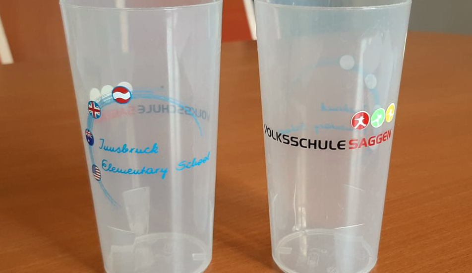 Mehrwegplastikbecher mit Logo