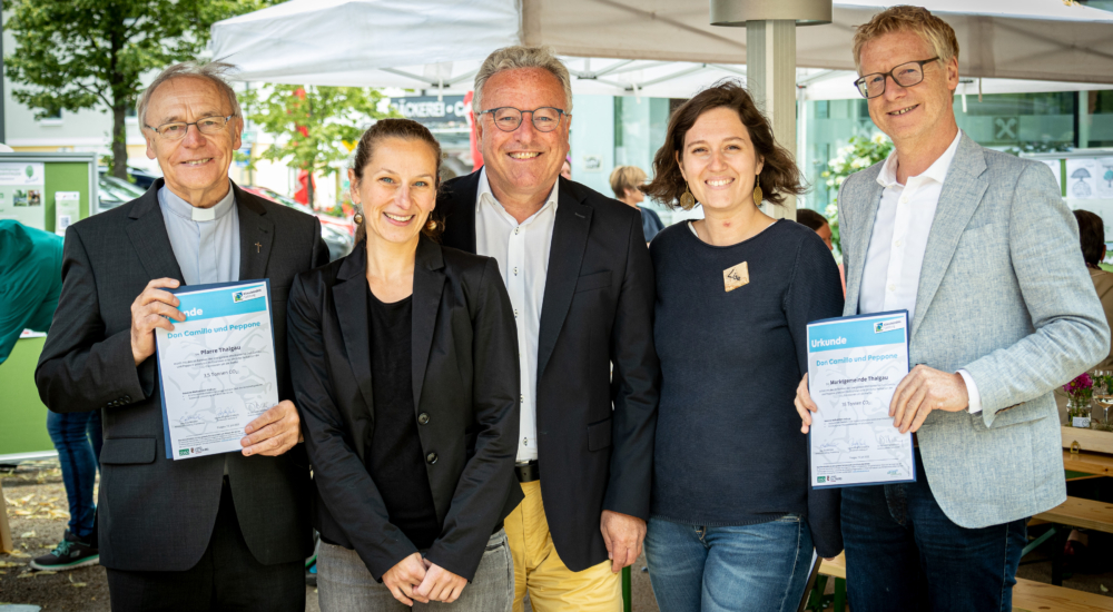 2021, Klimafest Thalgau: Urkundenübergabe Don Camillo und Peppone