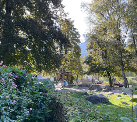 ein naturnaher Spielplatz in Frastanz