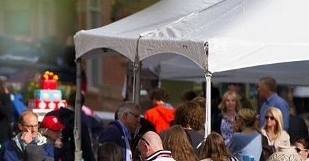 istock Foto von Stadtteilfest